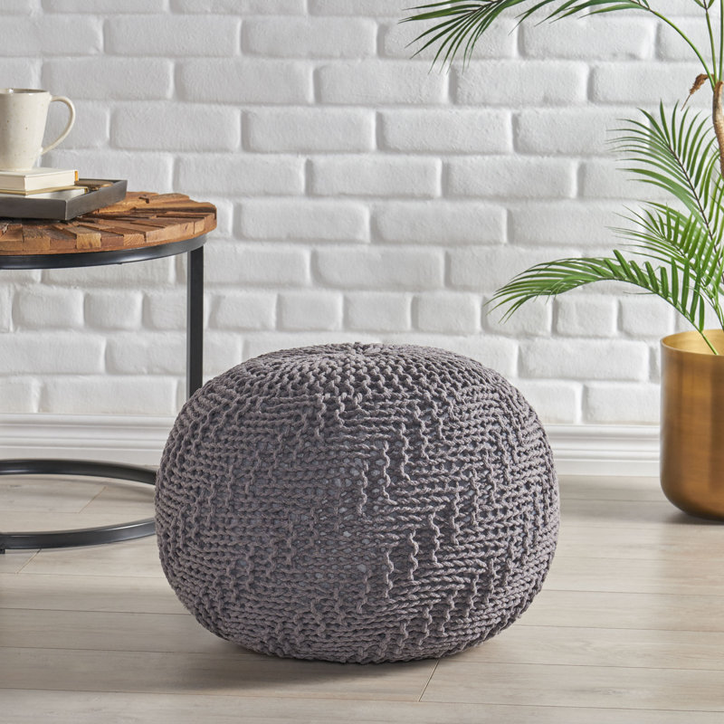 Pouf en tricot d'animal moderne fait à la main - 20 po x 20 po x 14 po, matériau recyclé écologique (intérieur / extérieur)