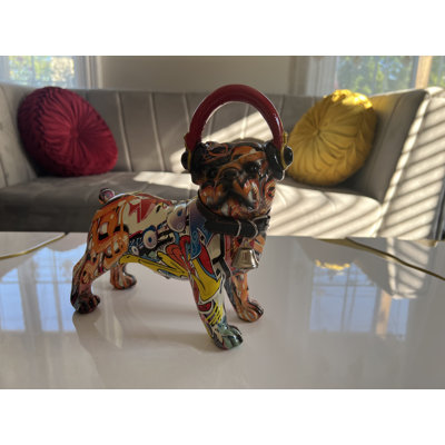 Jazalle Figurines & Sculptures
