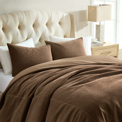 Juliet 3 Pc Queen Fawn Coverlet Set