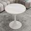 Table basse Mid-Century moderne avec plateau en marbre pour une vie polyvalente