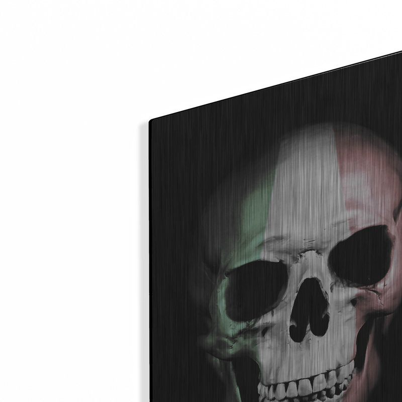 «Italian Skull» par Nicklas Gustafsson, art mural en métal, 24 po x 36 po, H 16 po x l 12 po