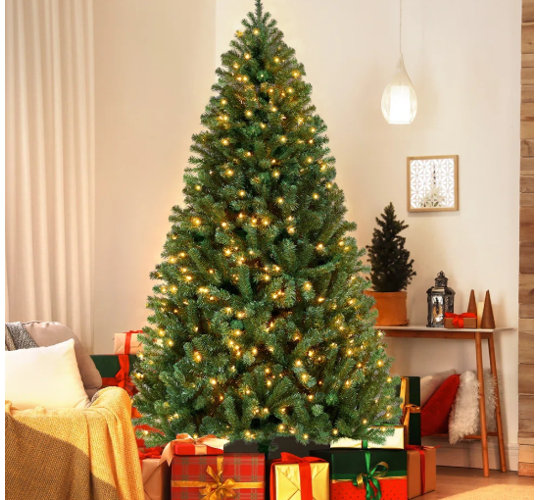 christmas tree with incandescent lights
