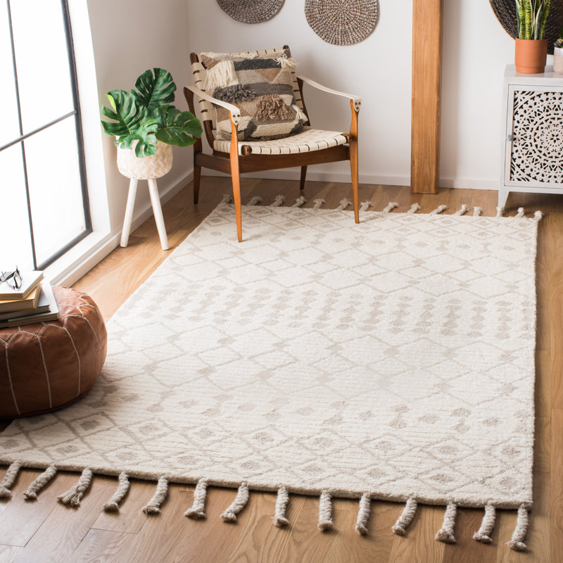 Aitkin Hand Tufted Wool Southwestern Rug, Rectangle 8' x 10'