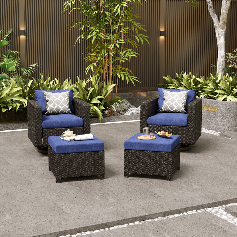 Chaise berçante d'extérieur en osier Ladelle