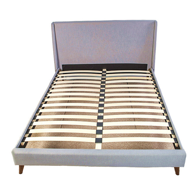 Très grand lit tapissier avec 2 tables de chevet