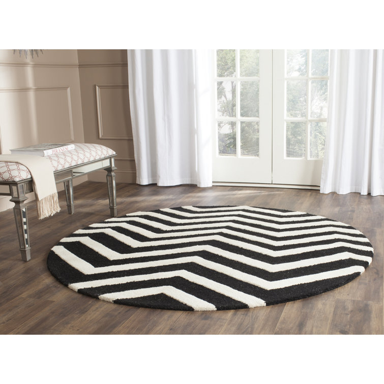 Sanyla Hand Tufted Wool Chevron Rug