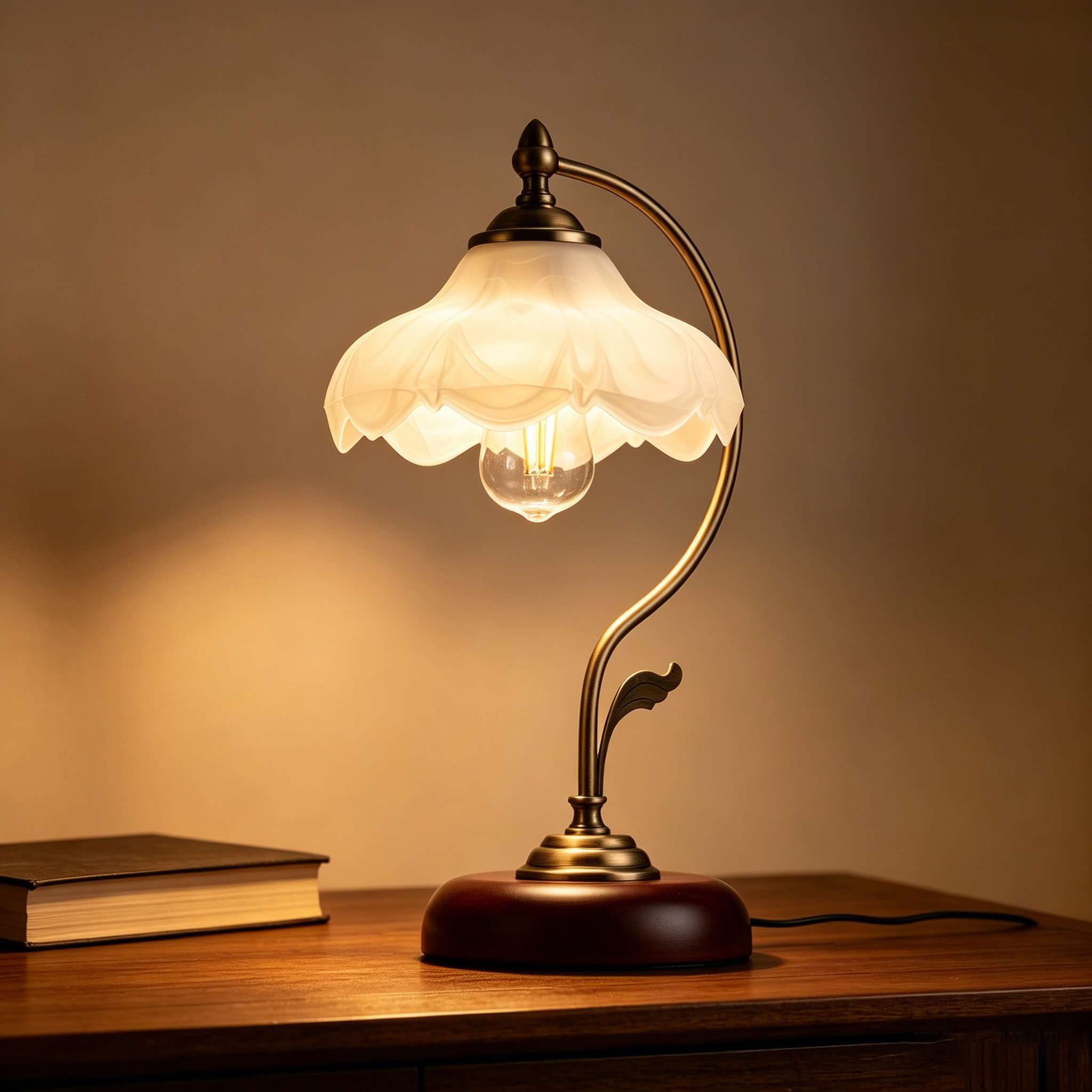 17'' Retro Metal Desk Lamp Table Lamps with Flower Glass Shade