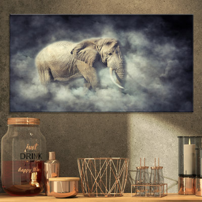 Éléphant dans un parc national du Kenya, Afrique - impression sur toile tendue