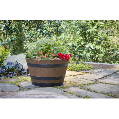 Jibril Barrel Planter