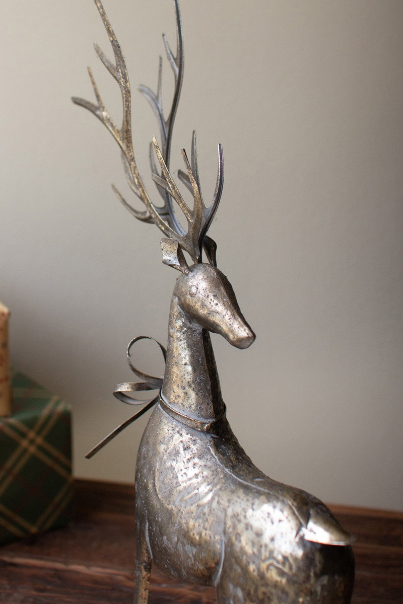 2-Piece Rustic Metal Reindeer Figurine Set