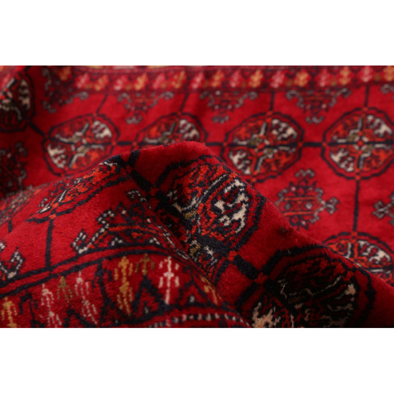 Tapis rouge Teimani 3 pi 11 po x 5 pi 9 po