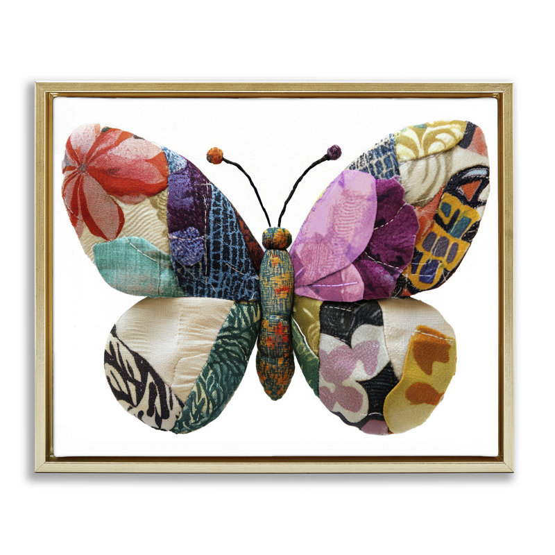 Cadre flottant à motif de courtepointe à motif de papillons, design par Annabelle Hall, H 17 po x l 21 po