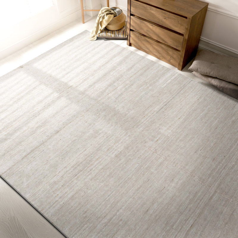 Area Rug in Beige, Rectangle 5'8" x 7'8"