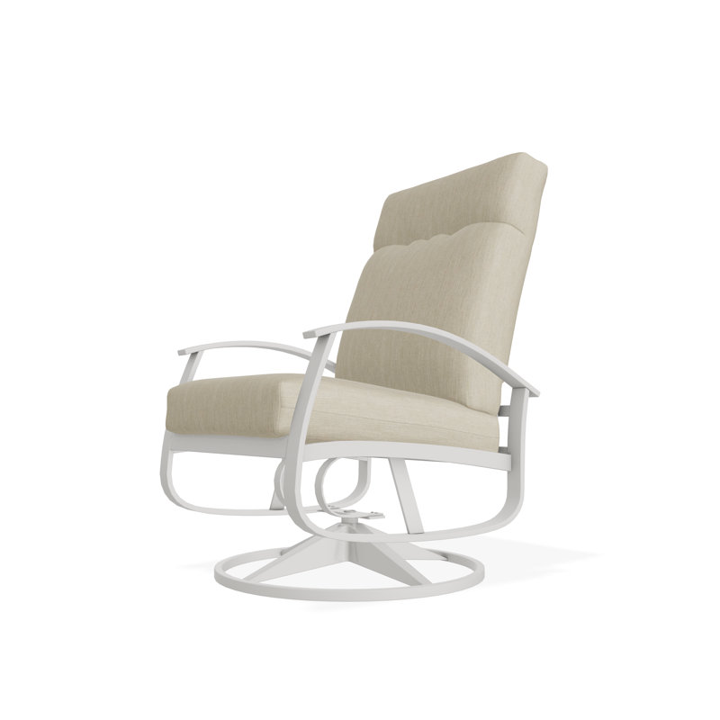 Belle Isle Outdoor Lounge Chair, Snow, Huskie