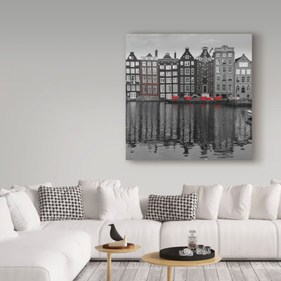Modern & Contemporary