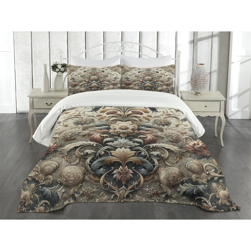 Floral Coverlet, Queen Coverlet / Bedspread + 2 Standard Shams