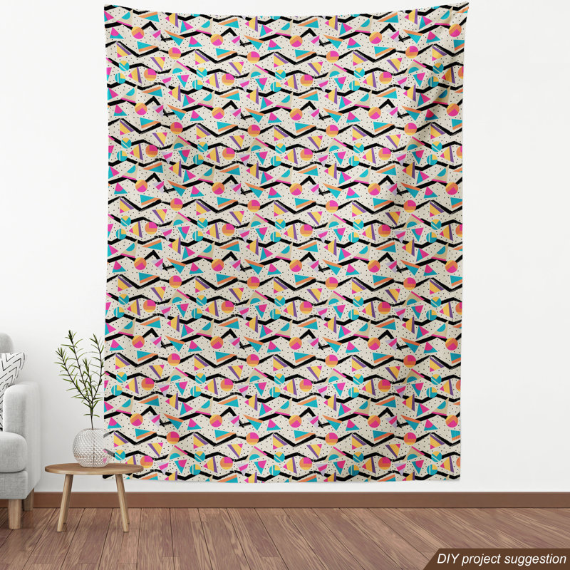 Tissu triangles et cercles, l 58 po x L 180 po