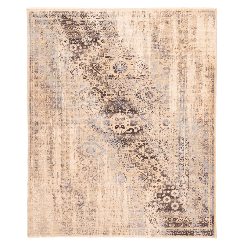 Jules Serapi Beige Rug 8'2" x 9'9"