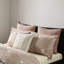 Lit Blush très grand / très grand - 100% coton, coutures cachées, design chic pour tissu en coton, revers uni, style moderne-124314785