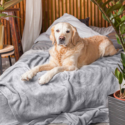 60.5”X49.5” Pee-Proof Pet Blanket – Light Gray Flannel Dog/Cat Protector For Sofa, Bed, Couch