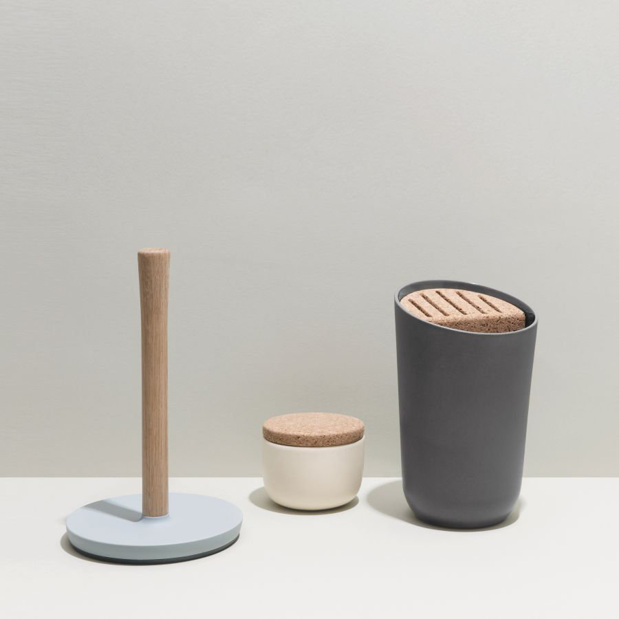 Leo Paper Towel Holder