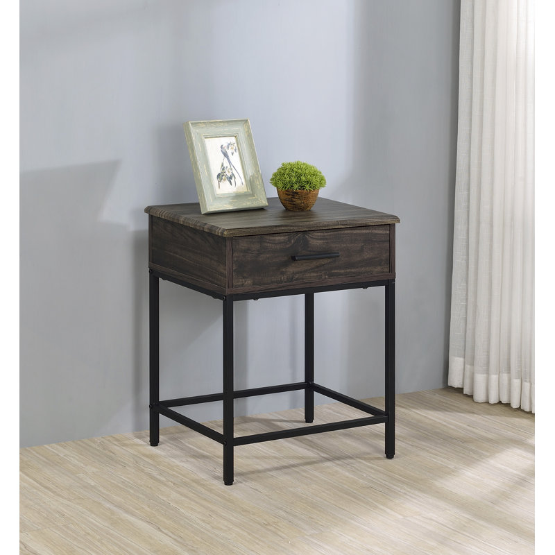 Table de bout brune 19 po