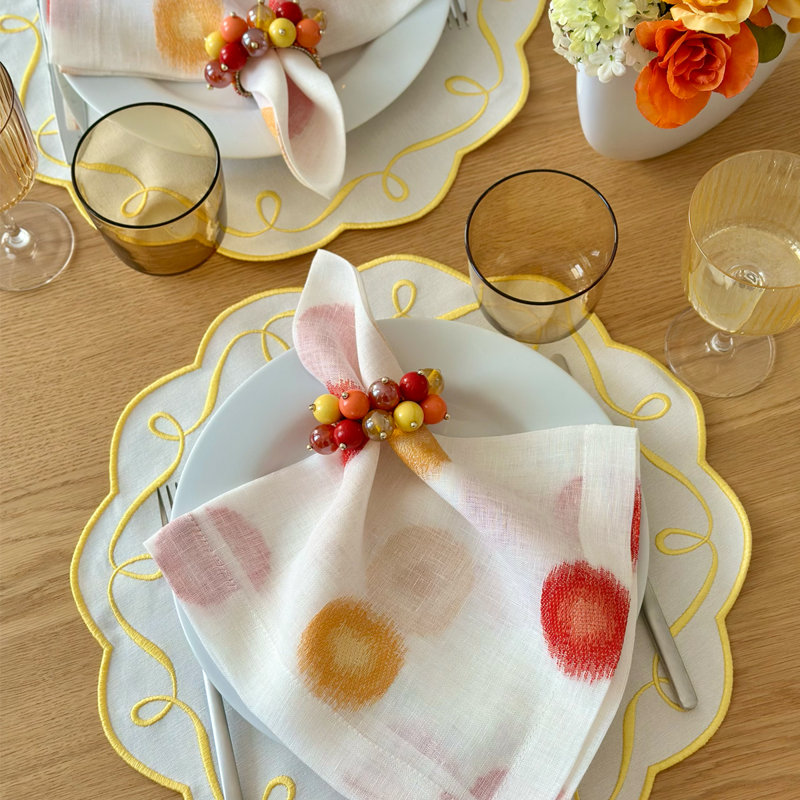 Confetti Napkins, White/Red Marigold