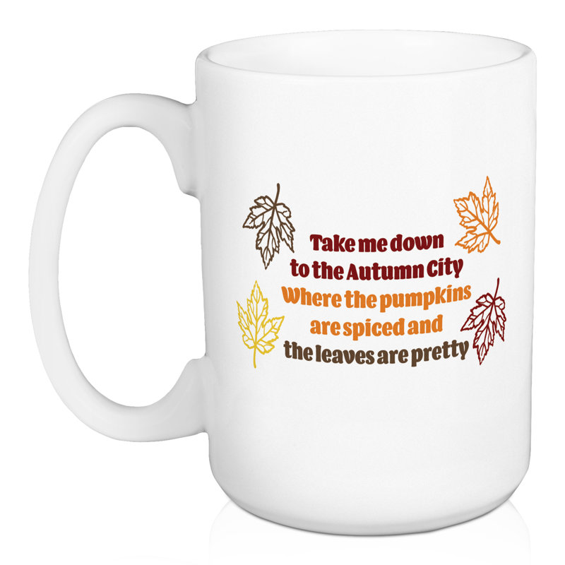 Les citrouilles sont épicées et les feuilles sont une jolie tasse à café