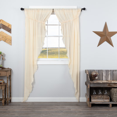 Paire de rideaux transparents avec passe-tringle Beacham Prairie