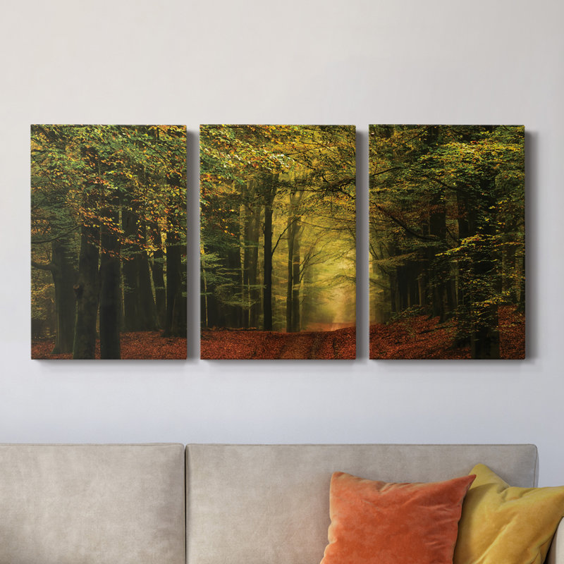 A Forest Path - Toile tendue avec châssis de qualité supérieure - prête à être accrochée, H 60 po x l 120 po x P 1 po