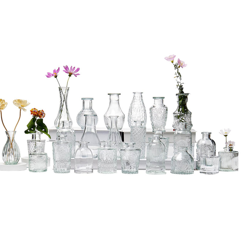 Ensemble de 30 vases en verre, Clair