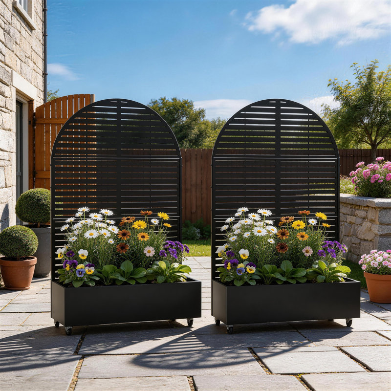Boîte à fleurs en métal avec treillis et roues Ramesh, H 70,8 po x l 47,2 po x P 15,7 po, Black
