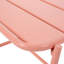 Table d'appoint moderne en métal pour l'extérieur, finition mate corail et panneaux à lattes