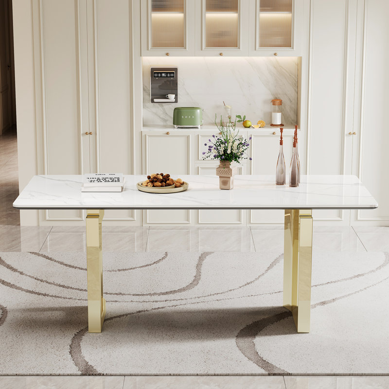Table de salle à manger rectangulaire dorée avec plateau en verre trempé composite de 12 mm d'épaisseur de 0,47 po et base en acier inoxydable, pour repas de famille réguliers, profondeur de 70,37 po, largeur de 30,83 po, hauteur de 29,08 po,