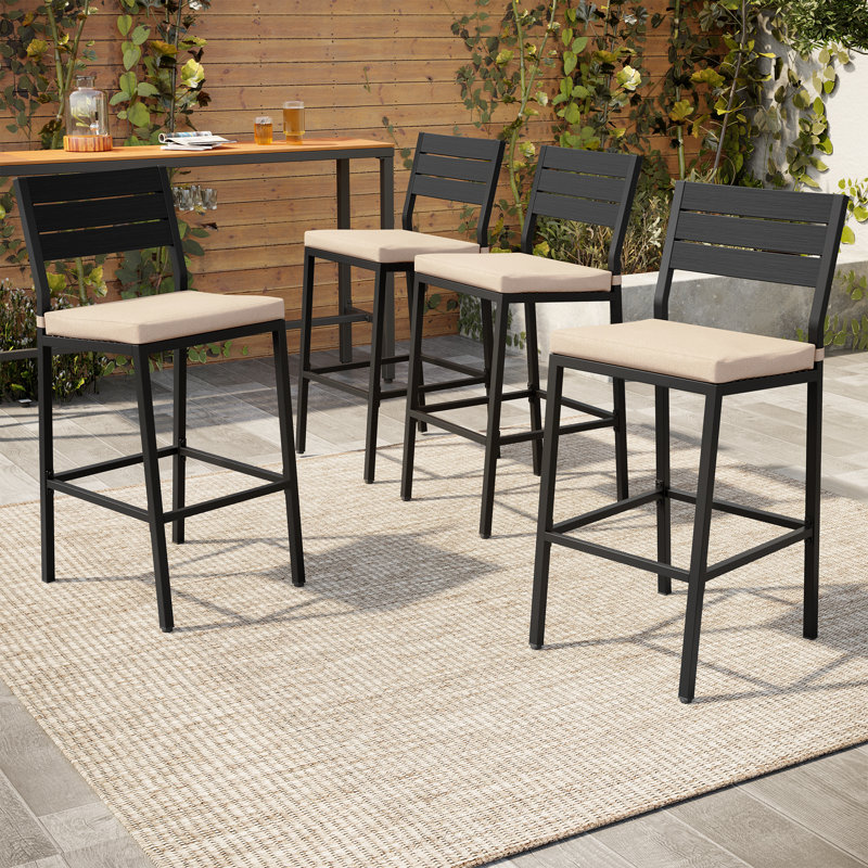 Tabouret de bar en métal avec coussin 28,5 po, Beige