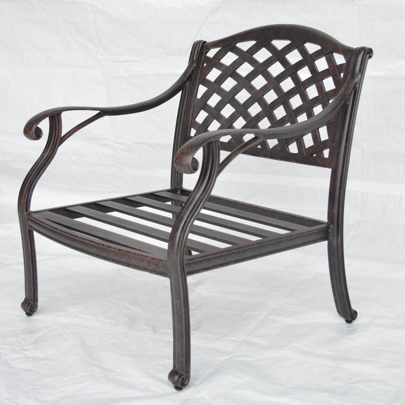 Nola Wicker Outdoor Lounge Chair