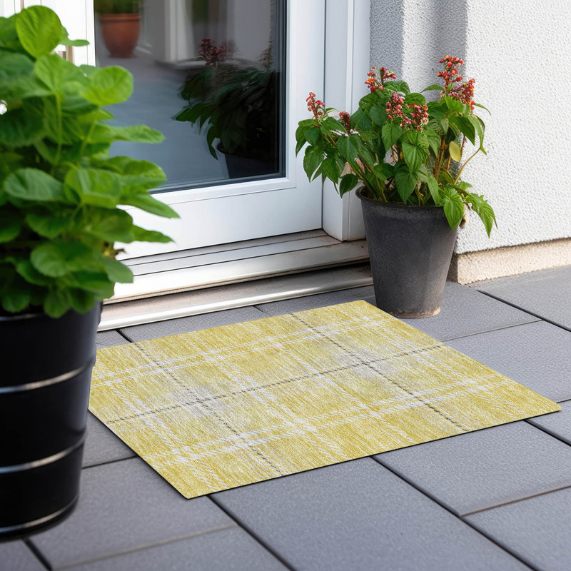  Maliana Area Rug, Rectangle 1'8" x 2'6"