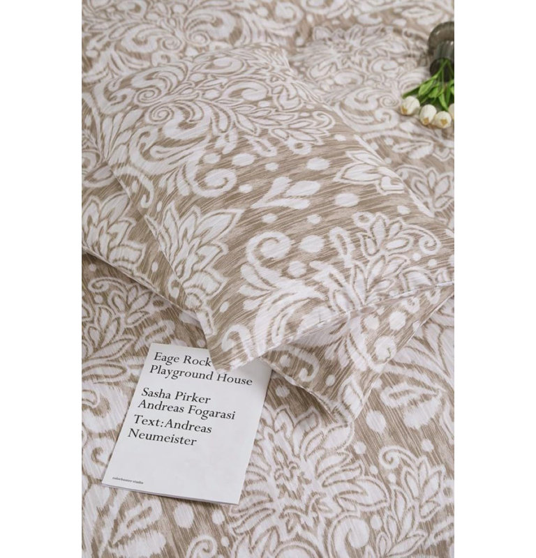 Boylon Damask Duvet Cover Set with Pillowcases Included, Royal Beige