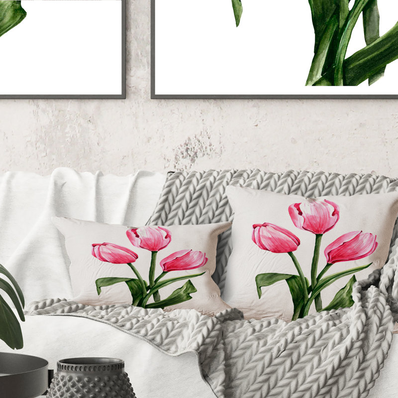 Trois tulipes à fleurs rouges printanières - coussin décoratif traditionnel, 16 po x 16 po