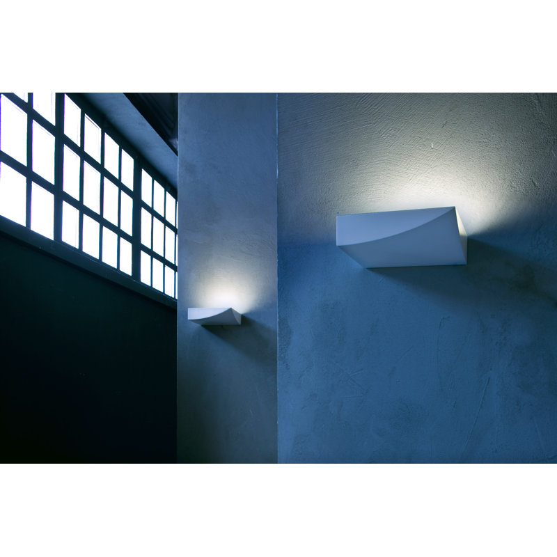Lembo Aluminium Flush Mounted Sconce, Glossy White