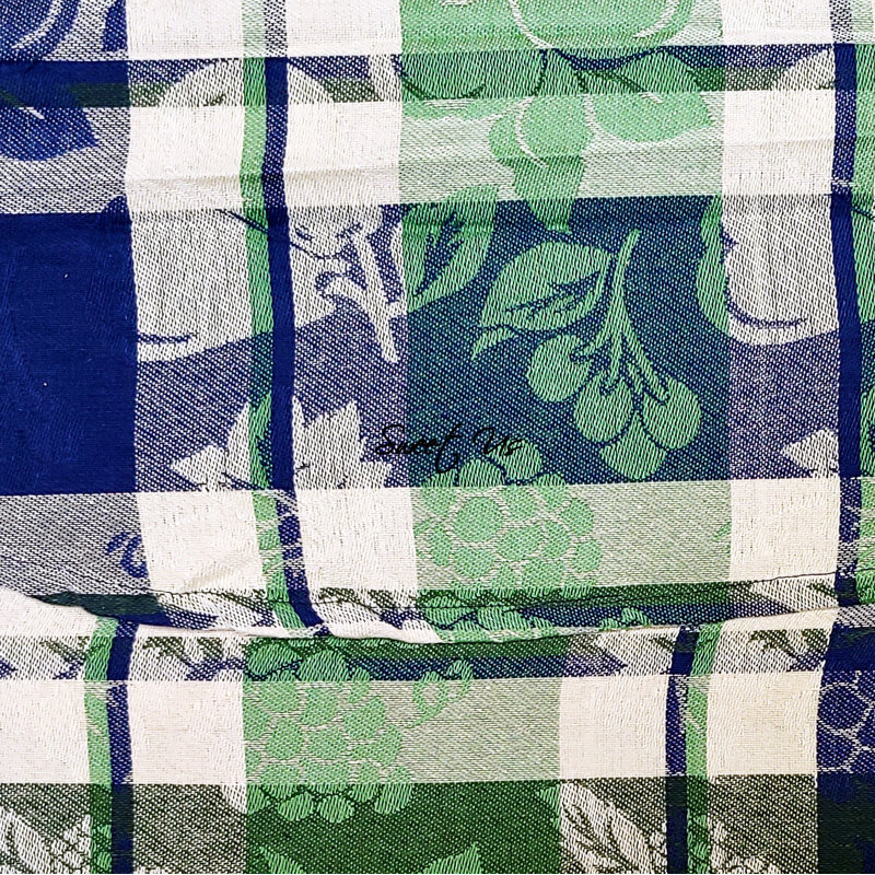 Jacquard Grapevine 72-in Round Tablecloth, 72" x 72", Round
