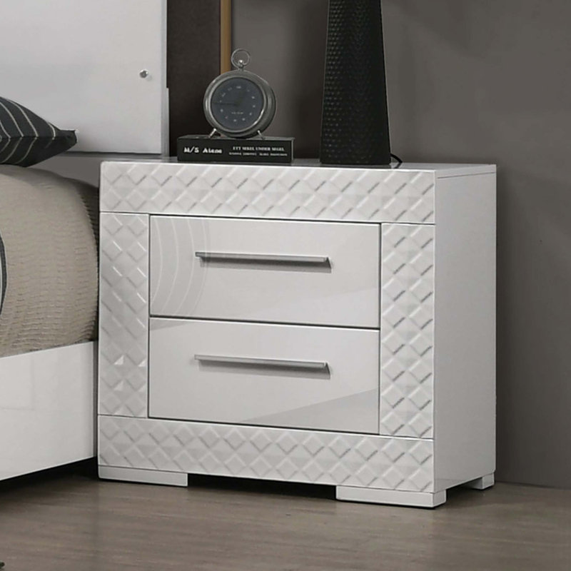 Magnifique table de chevet 1pc
