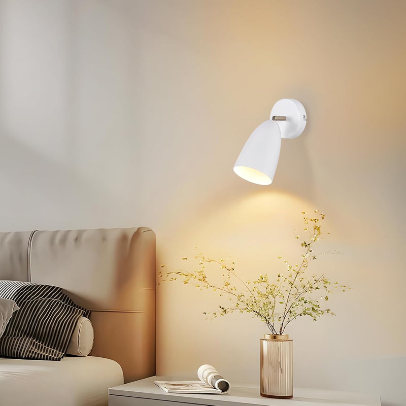 Shaylon Iron Armed Sconce, White / Matt