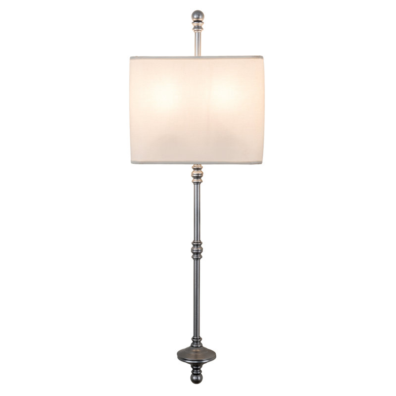 Muirfield 2 - Light Wallchiere