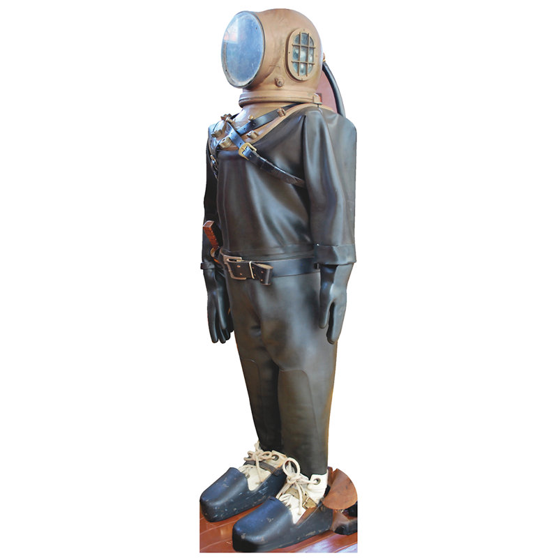 Tenue de carton historique
