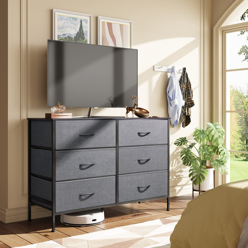Traniya 39.37'' W 6 - Drawer Dresser, Gray