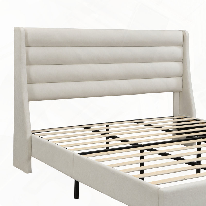Structure de lit plateforme tapissier avec tête de lit ondulée en tissu de chenille et 12 lattes de bois franc