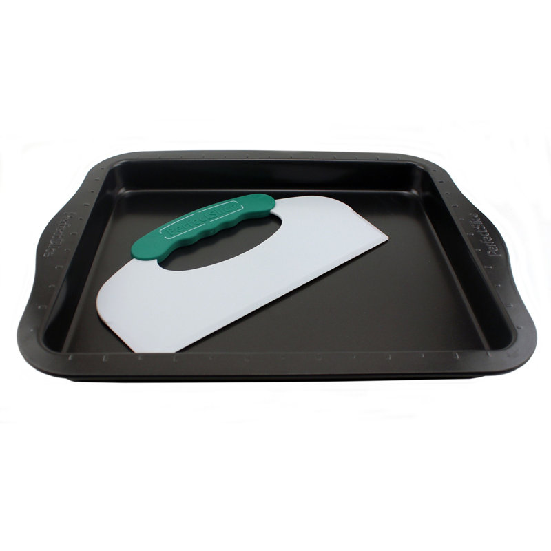 BergHOFF Perfect Slice 2Pc 14" Carbon Steel Non-Stick Cookie Sheet with Slicer, Black