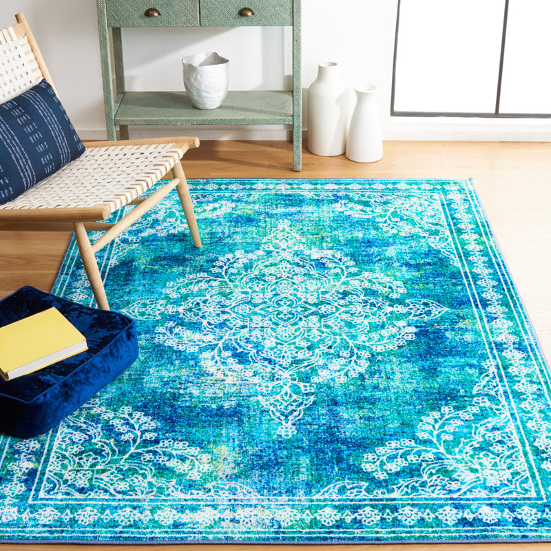 Tapis oriental lavable à la machine Aashriya, Rectangle 6 pi 7 po x 9 pi