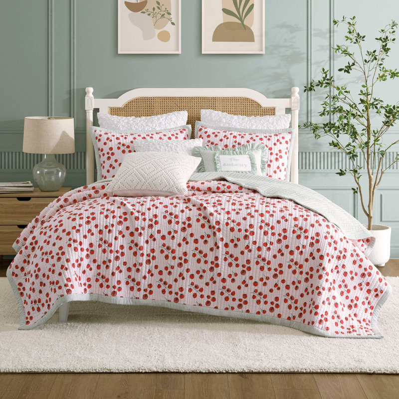 Twin Reversible Red Cotton Tomato Pattern Quilt Set